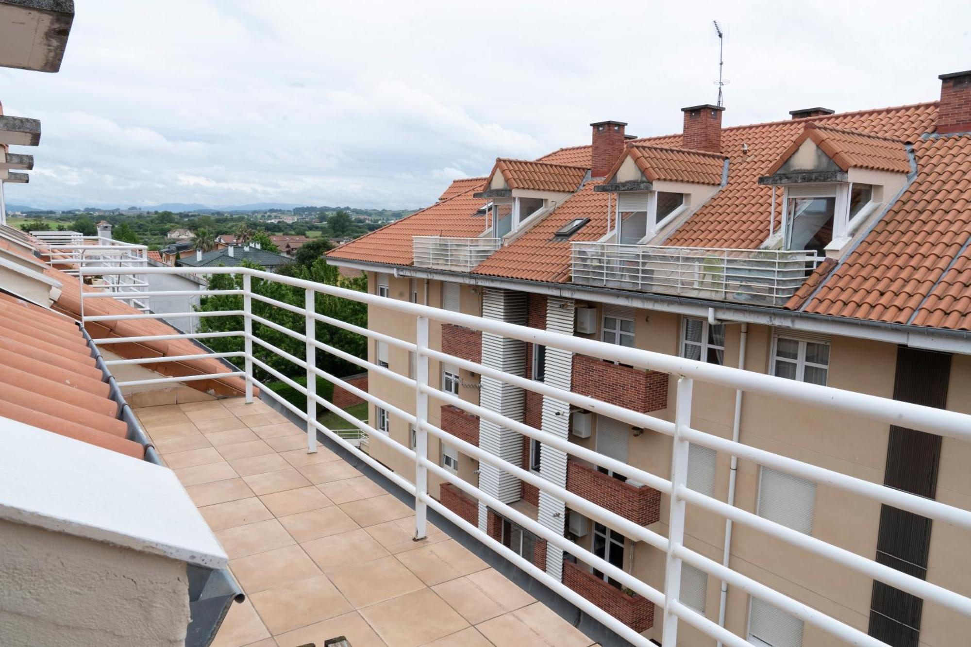 Appartement Atico Nuevo Con Piscina Cerca De Santander